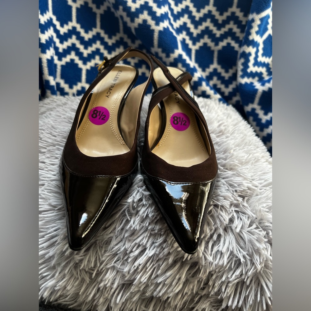 Ellen Tracy brown heels